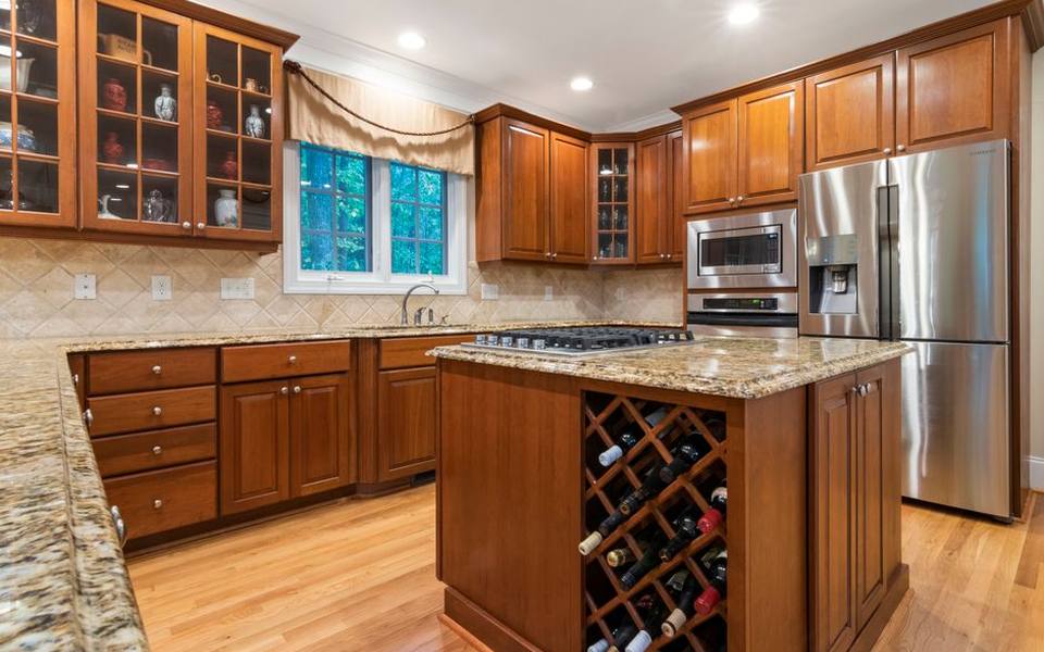 Built-In and Under-Counter Installations