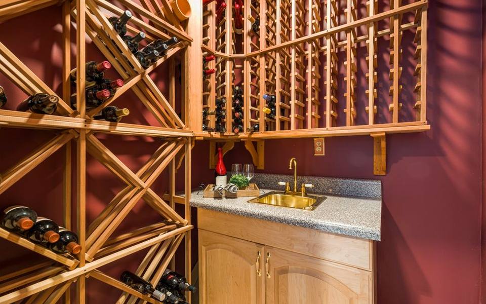 The magnum as the undisputed cellar benchmark