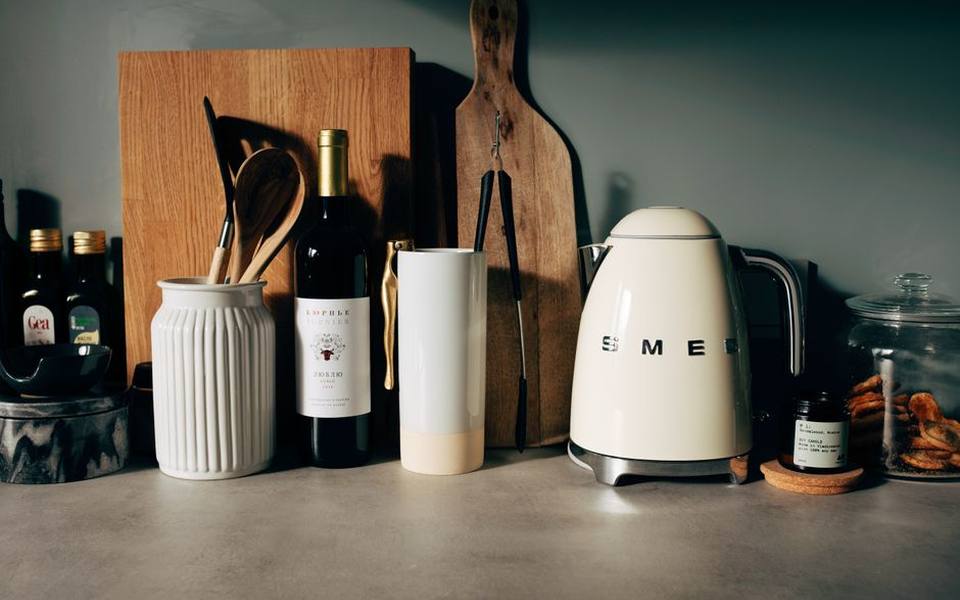 Battery-Operated Openers Versus Rechargeable Models