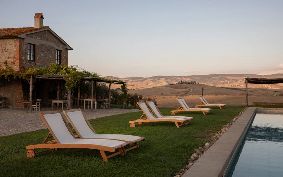 Regional Wine Escapes and Great Lakes Getaways